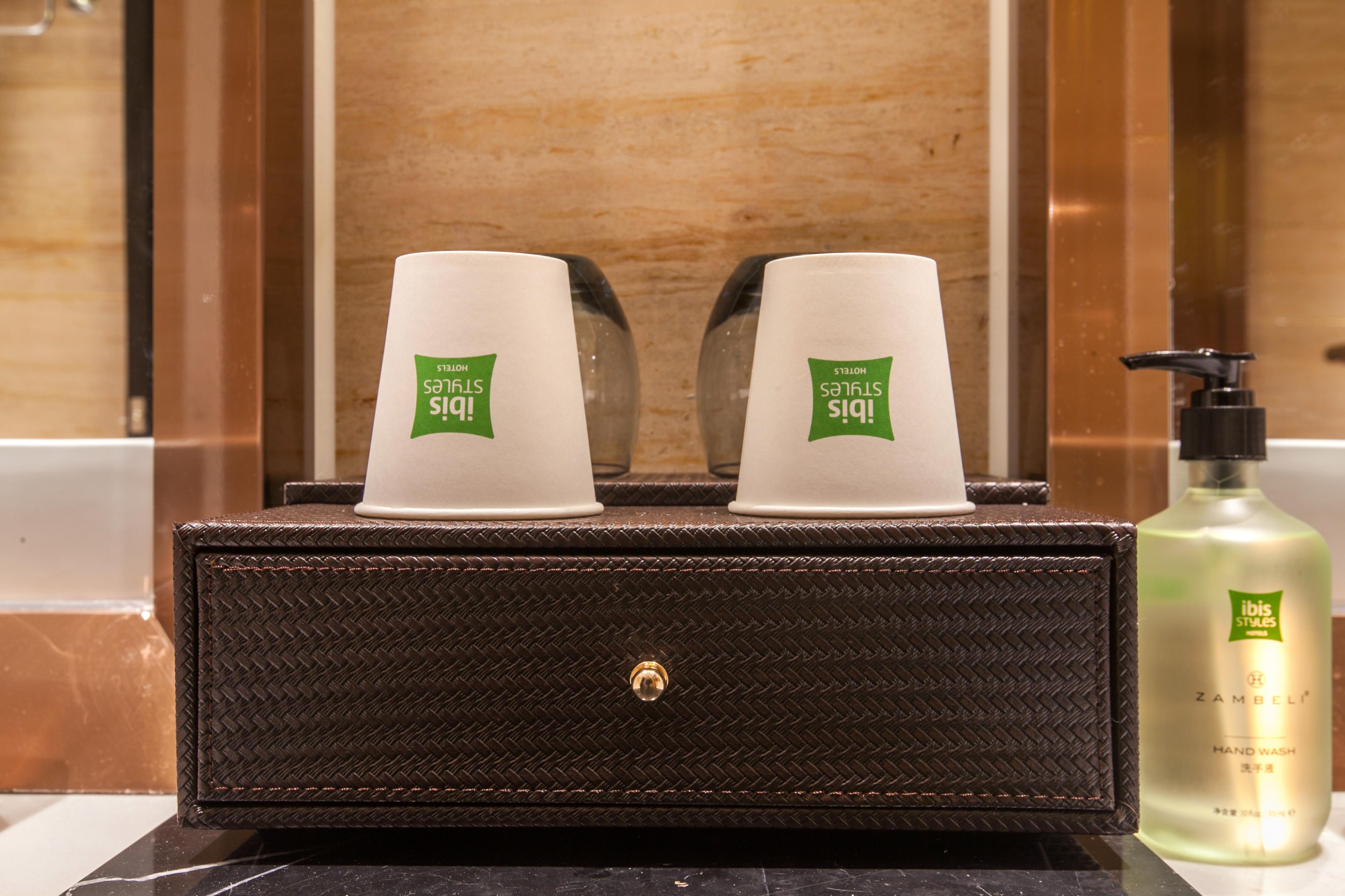 Ibis Styles Wuhan Optics Valley Square Hotel Экстерьер фото