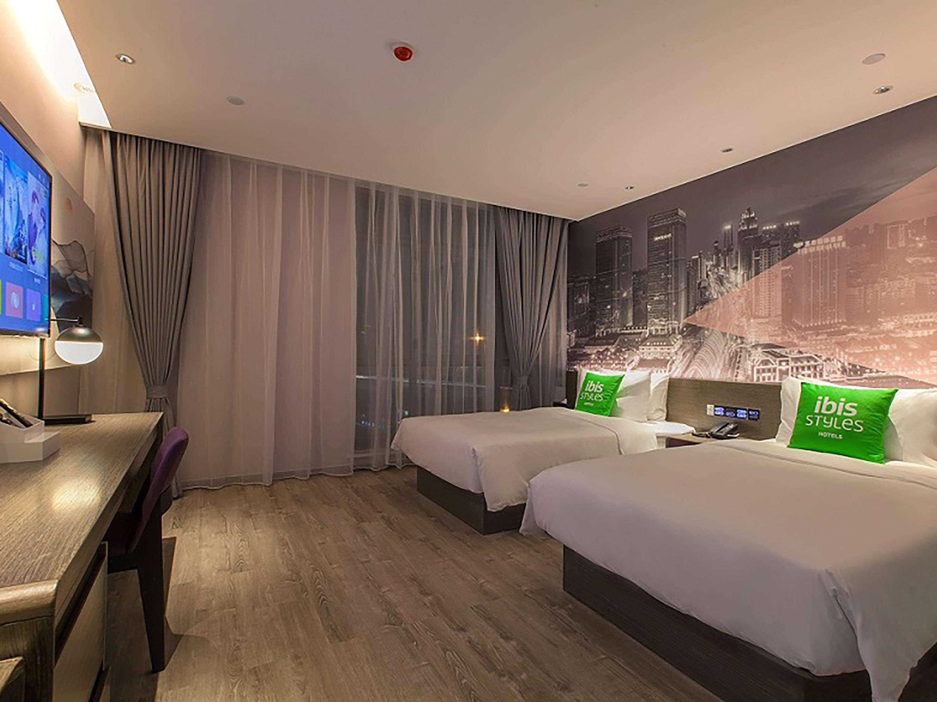 Ibis Styles Wuhan Optics Valley Square Hotel Экстерьер фото