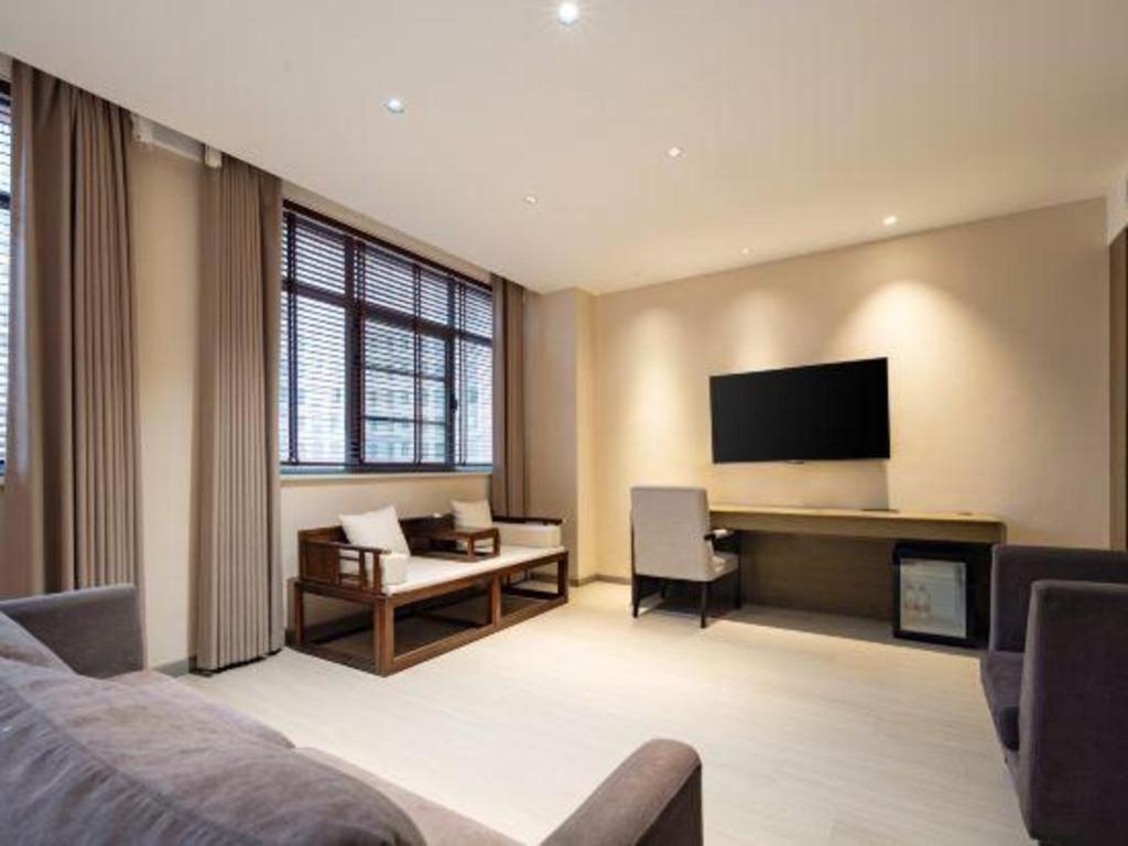 Ibis Styles Wuhan Optics Valley Square Hotel Экстерьер фото
