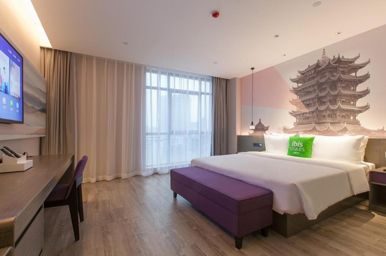 Ibis Styles Wuhan Optics Valley Square Hotel Экстерьер фото